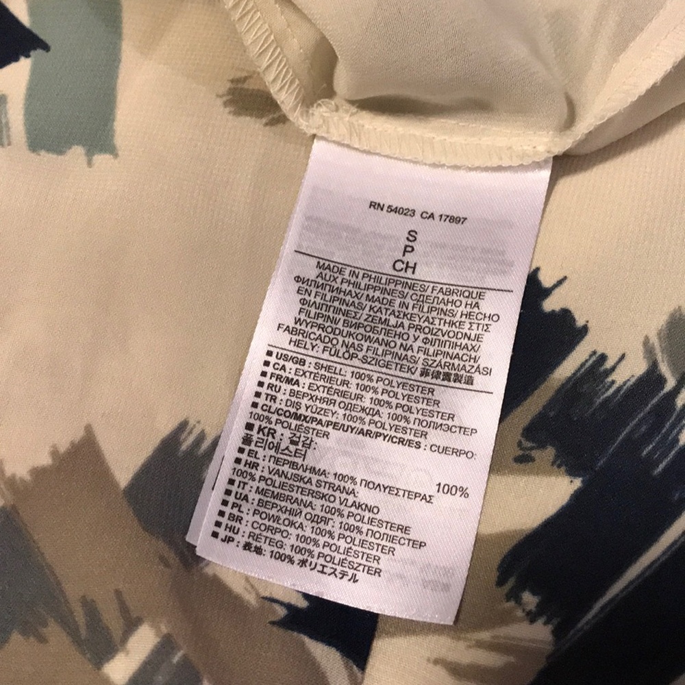 Banana Republic bar-back v-neck blouse, small - Picture 7 of 9